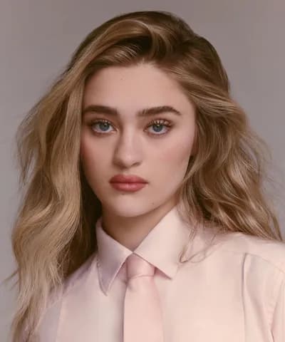 Lizzy Greene